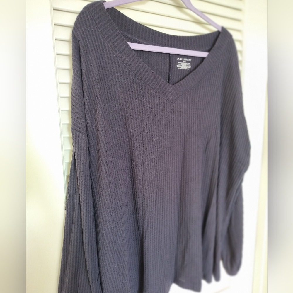 Lane Bryant Navy Blue Waffle Knit V Neck Lightweight Pullover Size 18/20 2x
